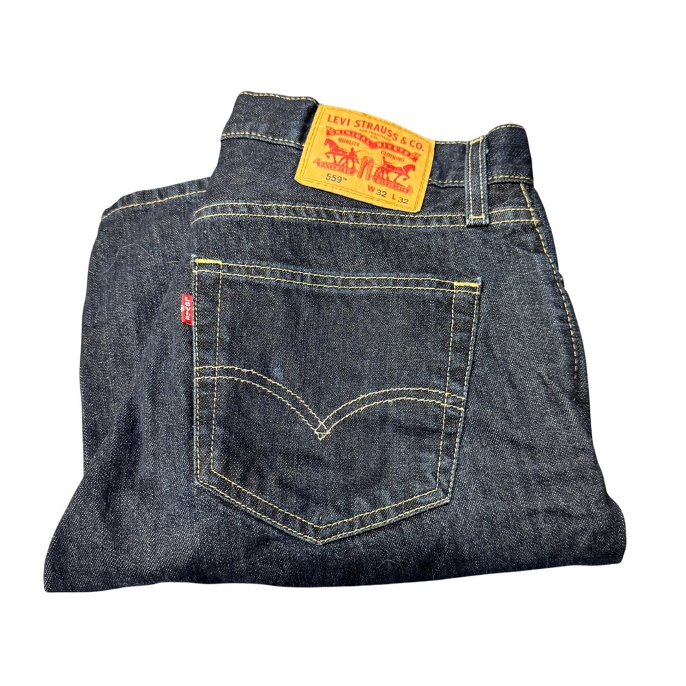 Levi's 559 Jeans Mens 32x32 (32x31 ACTUAL) Relaxed Straight Dark Wash Denim